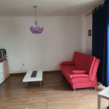 Apartman Meg Appartamento Malinska Esterno foto